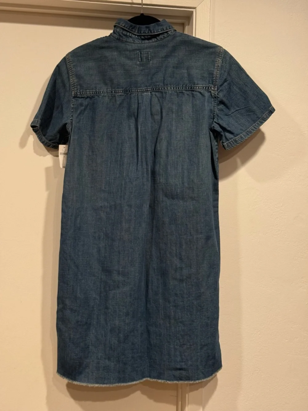 Women’s GAP Denim Button-Up Dress in Medium Blue - Picture 2 of 13